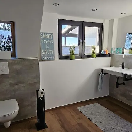 Cozy House Close To Duesseldorf And Cologne,wifi *